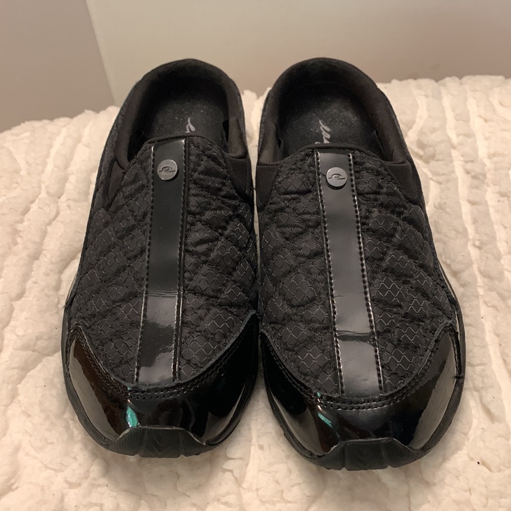 Easy spirit shoe